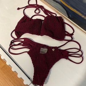 Windstar top and bottom in maroon
